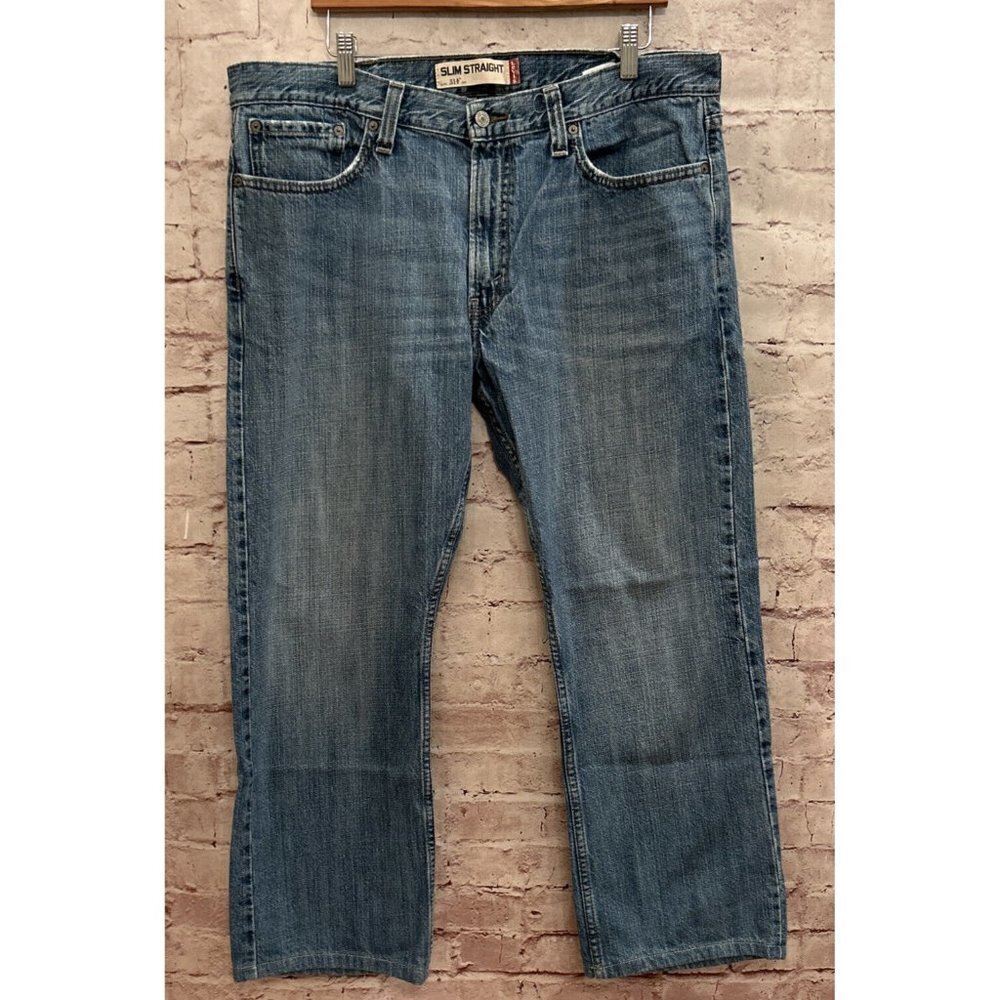 Levis 514 Jeans Mens 38 x 32 (28.5) Medium Wash Denim Slim Straight 100% Cotton